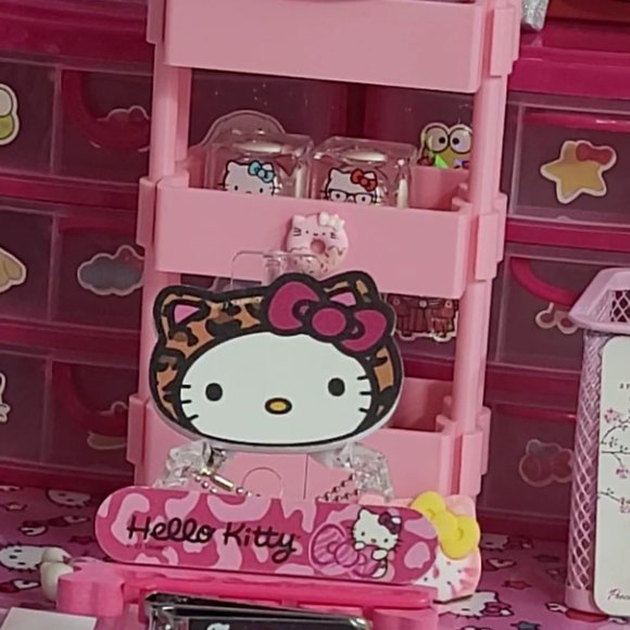 Hello Kitty Limited Edition 5pcs Nail Art Tool Set - Picture 3 of 5